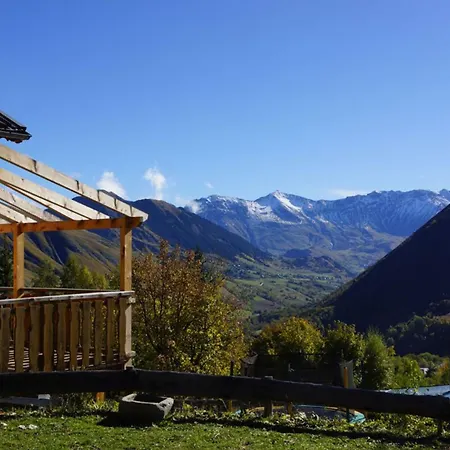 Camping Tipi Avec Terrasse Pour 4 Pers, - Api-1-52-1302 Saint-Sorlin-dʼArves